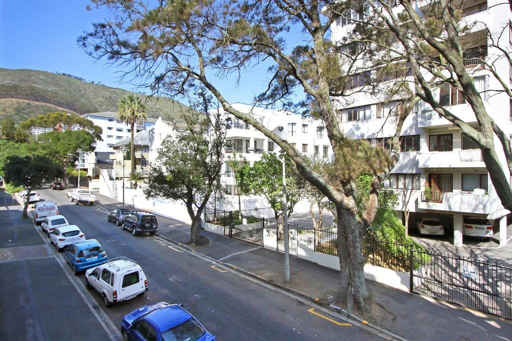 Berkeley Square Apartment Kaapstad Buitenkant foto