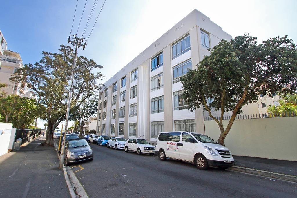 Berkeley Square Apartment Kaapstad Buitenkant foto